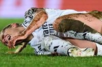 Otro error de Florentino: Castiga a sus chicas sin Bernabéu y lo paga el Real Madrid