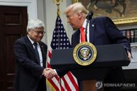 世界最大の半導体ファウンドリー(委託製造)会社である台湾TSMCのある幹部が、インテルファウンドリー部門の買収を考慮していないと明らかにした。 該当発言後、インテルの株価は7%近く急落した。これまで市.. - MK