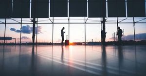 US Border Phone Searches Reach Record High In 2025