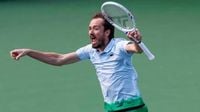 Medvedev Highlights Wednesday’s Action in Shanghai; Sabalenka Featured in Wuhan