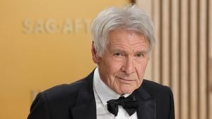 Harrison Ford Withdraws From Oscars Due To Shingles