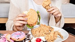 Obezitenin Arkasındaki En Büyük Faktör Belki de Kabullenmek İstemediğimiz Bir Şeydir: Fazladan Kalori Alımı!