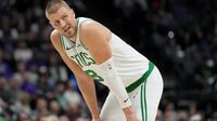 What's wrong with Kristaps Porzingis? Celtics center says health, playoff struggles are 'killing him inside' | Sporting News Canada