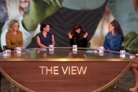 Michelle Yeoh tells“ The View ”that “Wicked” cast is 'crying' over Oscars not nominating Jon M. Chu for Best Director