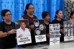 ICC Keeps Duterte Detained Amid War On Drugs Probe