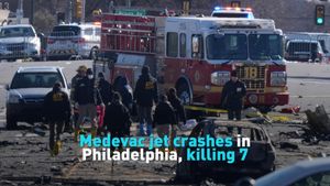 Medevac Jet Crash Kills Seven And Injures Dozens In Philadelphia