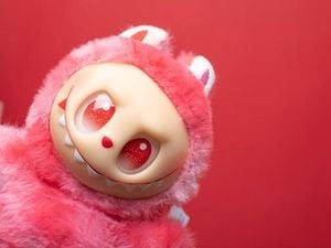Stolen Labubu Dolls Spark Dramatic Los Angeles Chase