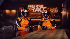 Ziggo Sport Race Café Debuts New Hosts And Racing Team