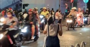 Couple Faces Backlash For Staging Phone Theft Videos