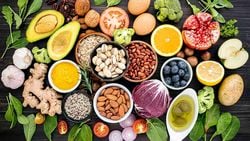 Vitamin Nedir? Vitaminler Nasıl Sınıflandırılır? Eksikliklerinde Neler Olur?