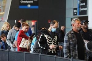 Thanksgiving Storms And Staff Shortages Snarl US Airports