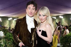 Dolly Parton Teams Up With Sabrina Carpenter On New Song