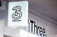 Three Mobile network down with customers unable to make or receive calls