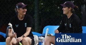 India Women Storm Into World Cup Semi-Finals After Record-Breaking Win Over New Zealand