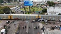 Shocking moment train smashes into double decker bus in Mexico leaving 10 dead