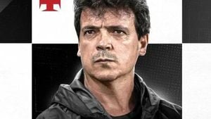 Vasco Hires Fernando Diniz As New Head Coach