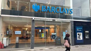 Barclays Bank Apologizes For Major Payment System Outage