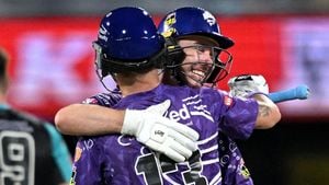 Hobart Hurricanes Secure Final Spot With 12-Run Victory Over Sydney Sixers