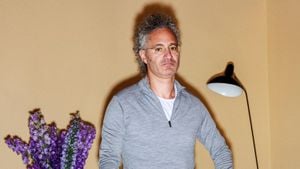 Palantir CEO Sounds Alarm Over US Legitimacy Challenges