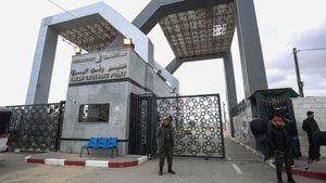 Rafah Crossing Reopens For Sick Palestinian Children