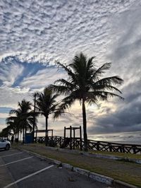 Fenômeno em Peruíbe gera curiosidade: o que é o 'buraco' no céu?