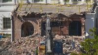 White House tours resume amid East Wing demolition
