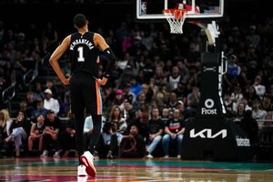 Spurs Young Core Ignites Franchise-Best Streak As Playoff Push Intensifies