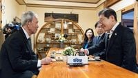 '문형배 은인' 김장하 만난 이재명 