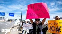 Would you work for no pay? The question behind the Air Canada strike