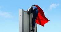 ICE Superman Dean Cain Struggles With Agency’s Boot Camp Obstacle Course