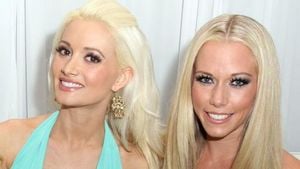 Holly Madison Seeks Serious Relationship After Breakup