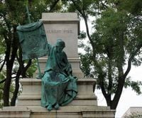 D.C. Brings Back Confederate Statue Ruined in 2020