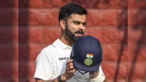 Virat Kohli’s Emotional Return To Ranji Trophy Draws Thousands