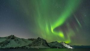 Thanksgiving Northern Lights Spark Awe Across The Midwest