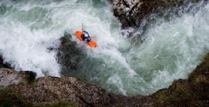 Tasmanian Kayaker Rescued After Leg Amputation