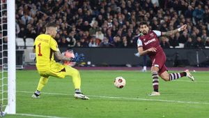 West Ham Stuns Arsenal With Surprising Victory