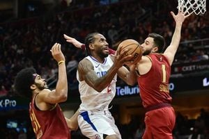 Clippers Overcome Cavaliers In Thrilling Showdown