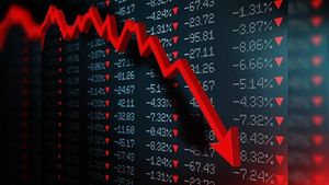 Stock Market Plummets Amid Financial Turbulence And Major Announcements