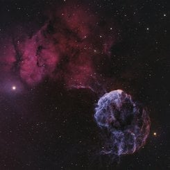 Sharpless 249 ve Denizanası Bulutsusu