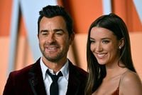 Reports: Justin Theroux, Nicole Brydon Bloom get married