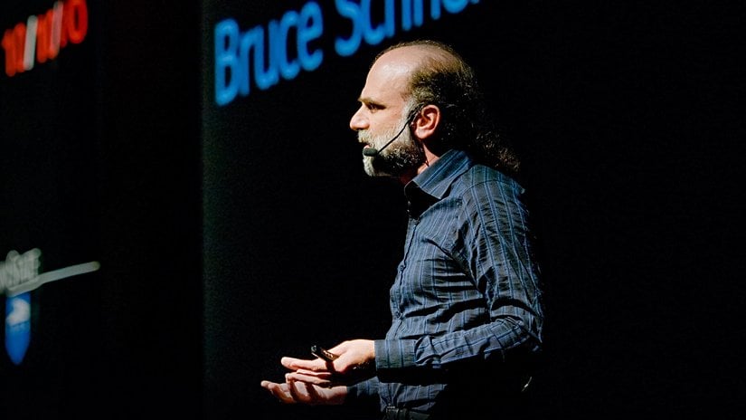 Bruce Schneier'in TED konuşmasından alınmış görseli.