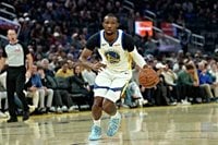 Warriors pivot from Giannis chase, trade Kuminga for Hawks' Porzingis