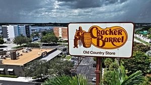 Cracker Barrel Orders Staff To Eat In-House Amid Backlash
