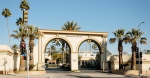 Netflix Drops Warner Bros Bid As Paramount Prevails