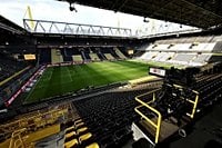 Comment Thread: Borussia Dortmund Host Struggling St. Pauli