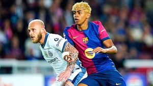 Inter And Barcelona Battle To Thrilling 3-3 Draw