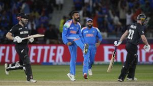 India Aims For ICC Champions Trophy Title Against New Zealand