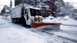 NYC Suspends Alternate Side Parking For Snow Operations