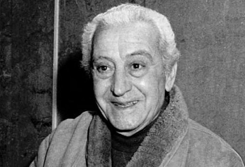 Greco mafya bir ailenin içine doğar. Babası kan davası yüzünden öldürülür ve yerine Greco geçer. Günden güne gücüne güç katar. Sicilya Mafya Komisyonu’nda yer alır. 1. Mafya Savaşları başladığında ölüm emirlerini veren kişilerden birisi olur. Ciaculi Katliamı’nın ardından Venazuela’ya kaçmak zorunda kalır.