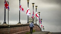 İngiltere Aslında Bağımsız Değil!